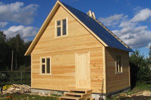 puitkarkassi maja.jpg